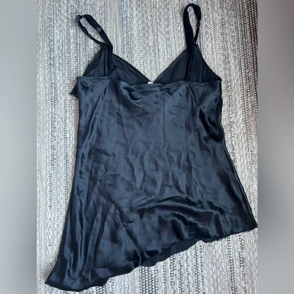 White House black market silk blouse - Picture 3 of 3